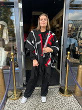 Poncho "Poca" Zwart/rood